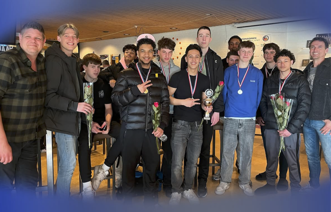 M18-2 kampioen 2024-2025
