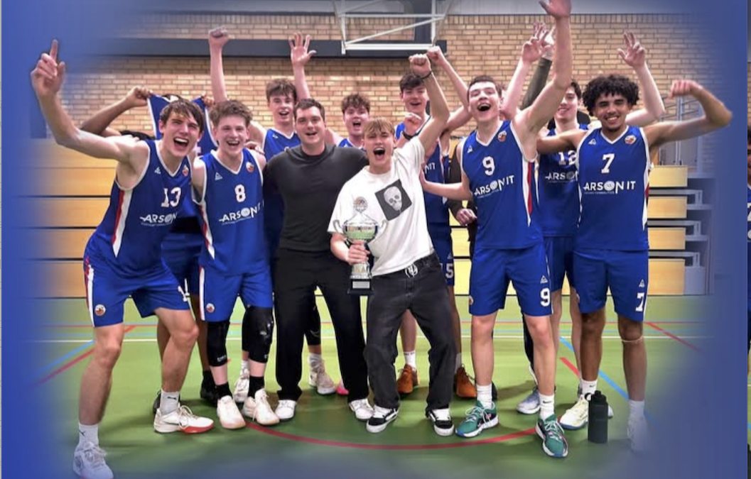 M19-1 kampioen 2024-2025